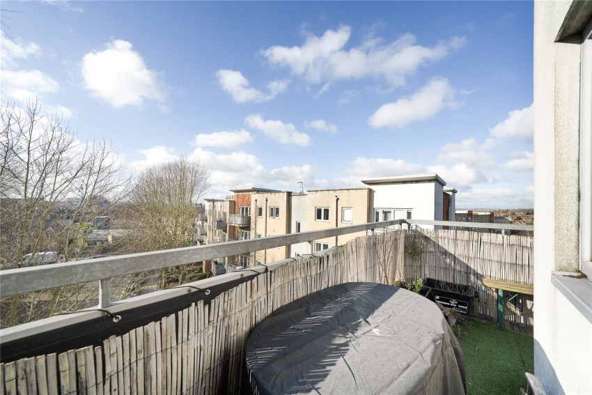 Images for Hawker Place, Walthamstow, London EAID:1106727334 BID:rps_cee-WAL